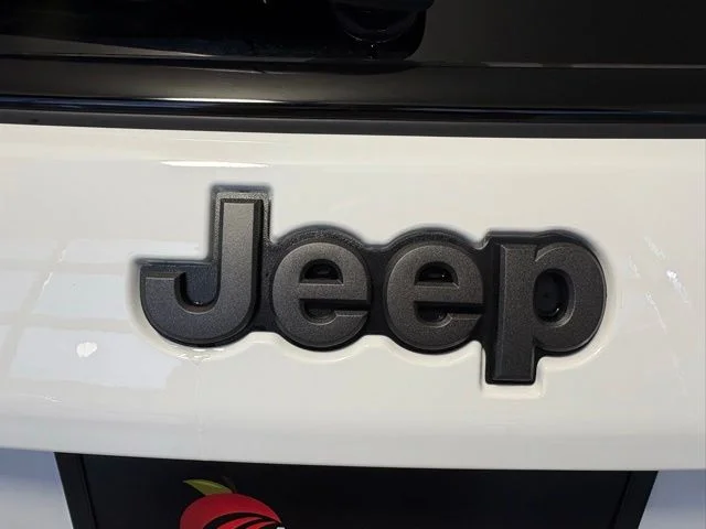 New 2026 White/off-white Jeep Limited image 13