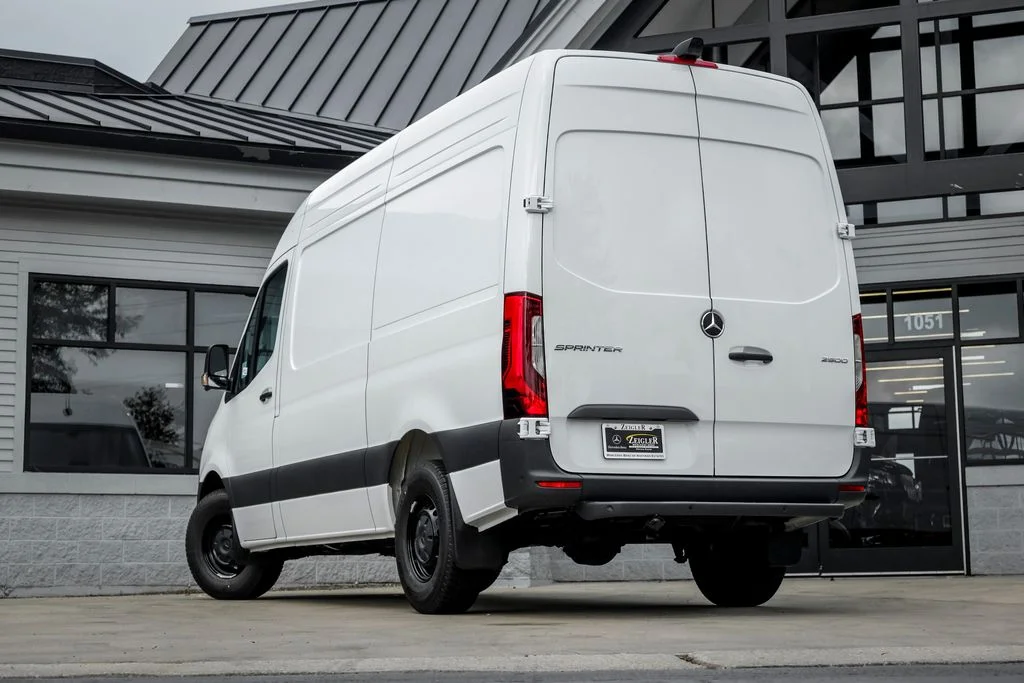 New 2026 Arctic White Mercedes-Benz Cargo 144 WB image 2