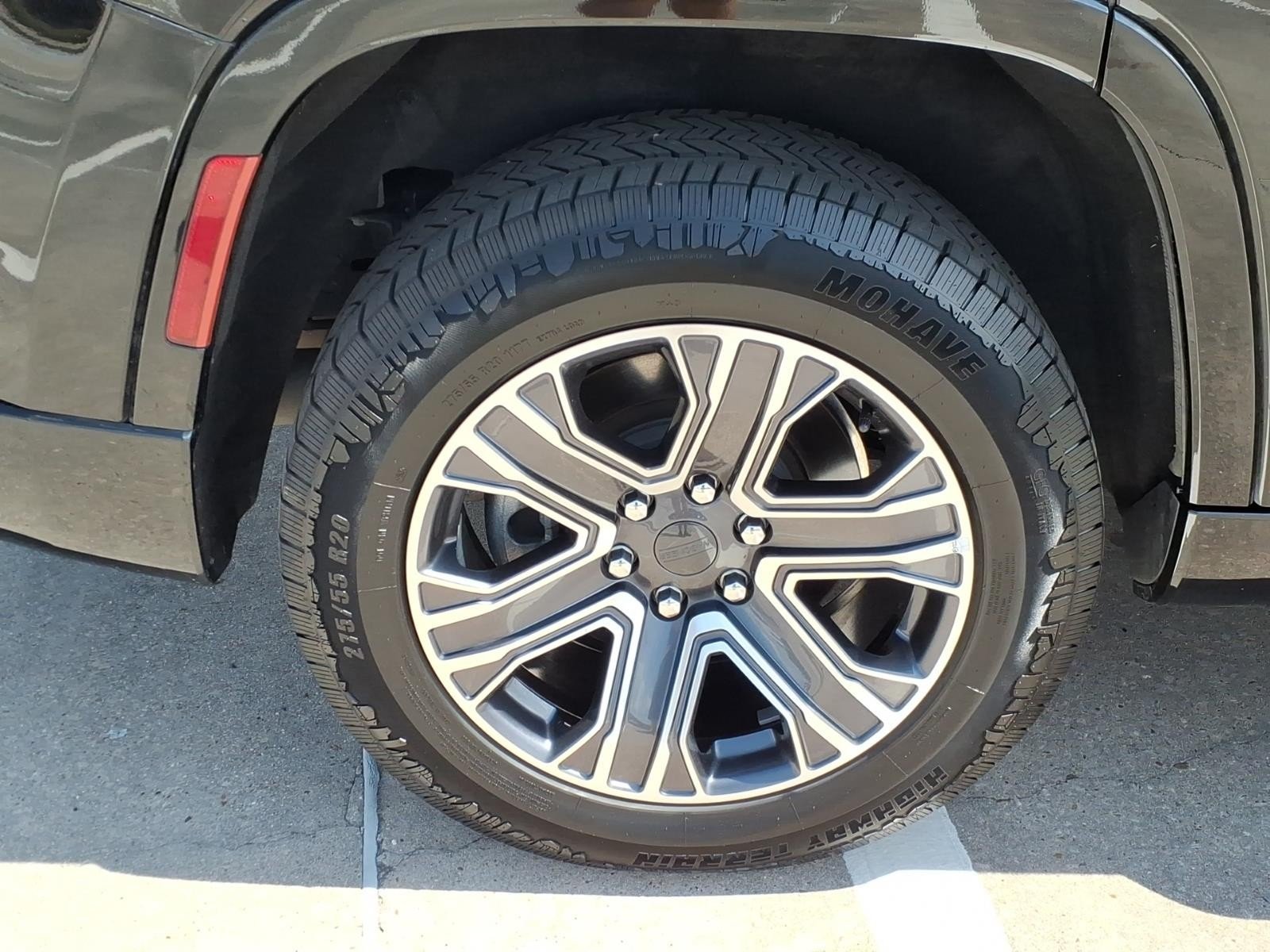 2024 Jeep Wagoneer Series II Carbide - 10
