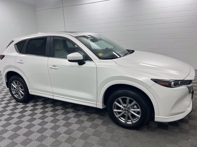 Used 2025 White Mazda 2.5 S Preferred Package MAZDA CERTIFIED image 4