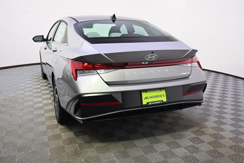 New 2026 Fluid Metal Hyundai Limited image 4