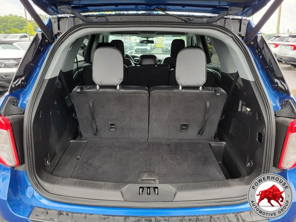 Used 2021 Blue Ford XLT image 13