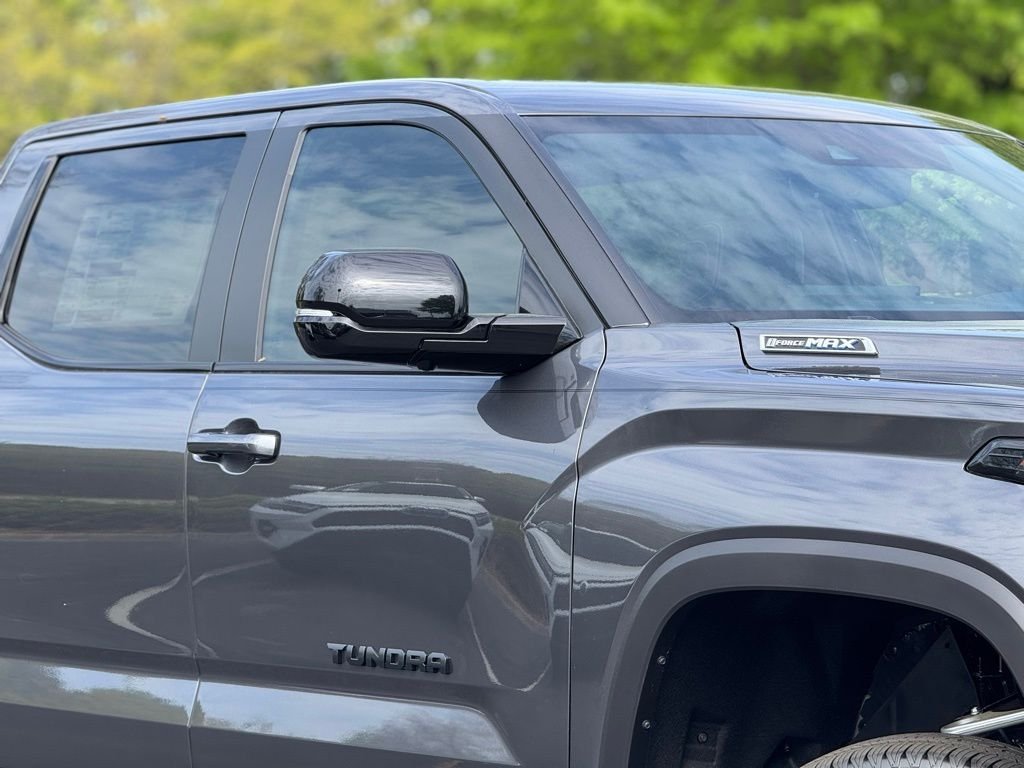 2026 Toyota Tundra Limited - Photo 6