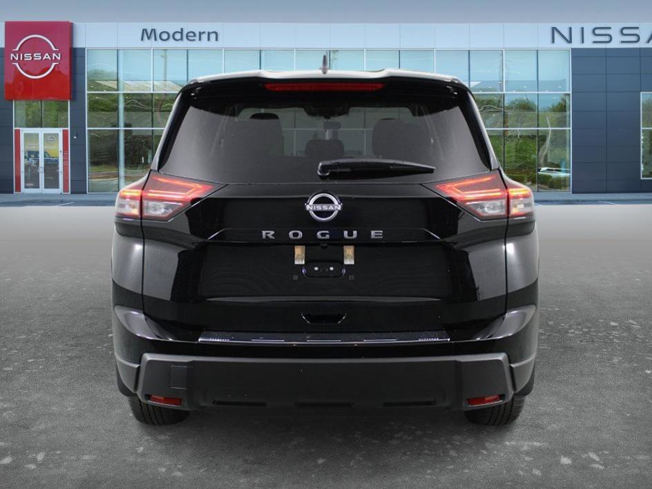 Used 2026 Super Black Nissan SV image 4