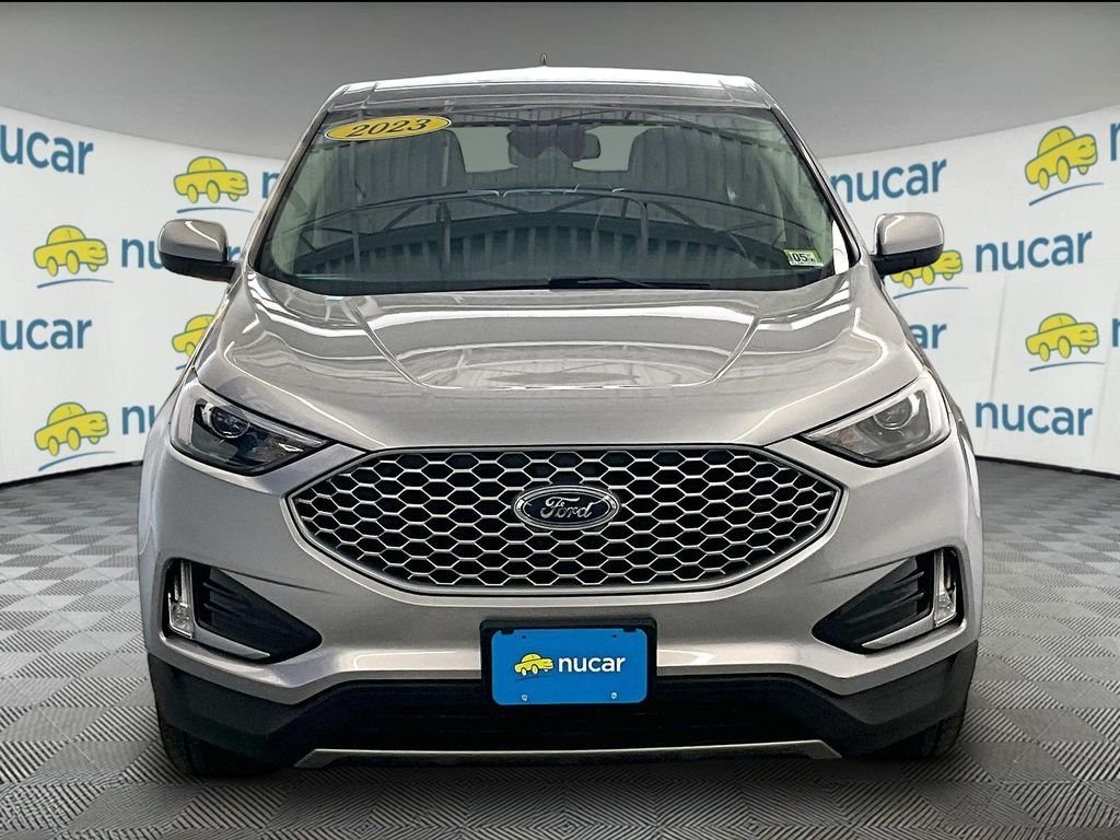 Used 2023 Silver Metallic Ford SEL image 2