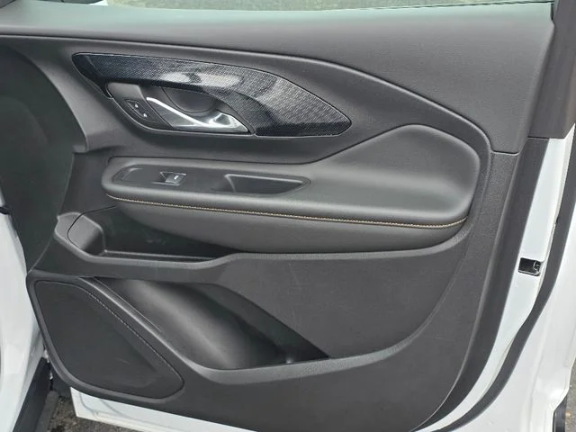 2023 GMC Terrain AT4 - Photo 10