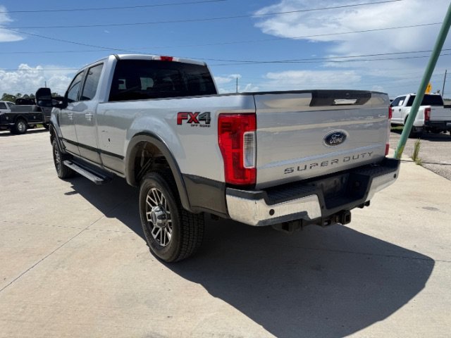 Used 2017 Silver Ford Lariat image 3