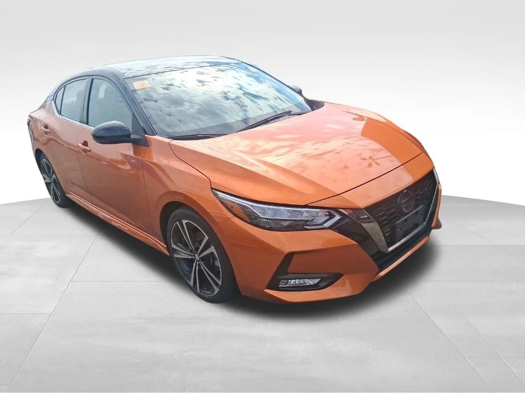 Used 2021 Orange Nissan SR image 16