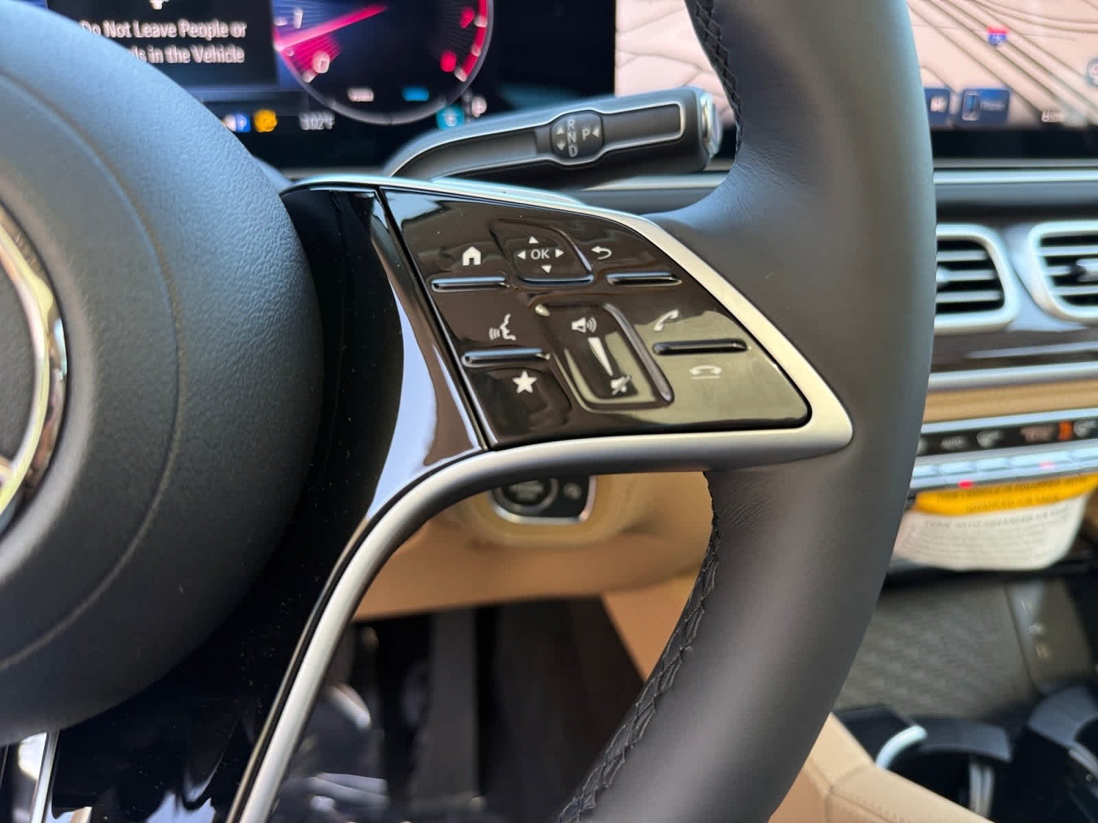 New 2026 Black Mercedes-Benz GLE 350 image 24