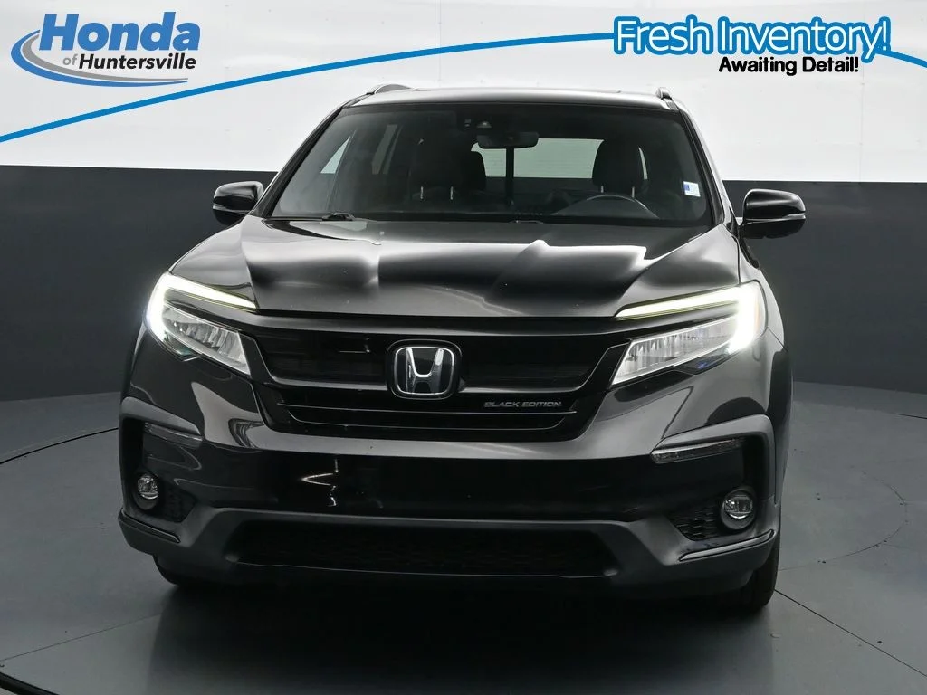 Used 2022 Crystal Black Pearl Honda Black Edition image 3