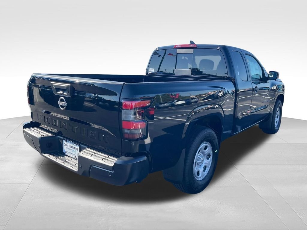 New 2027 Black Nissan S image 5