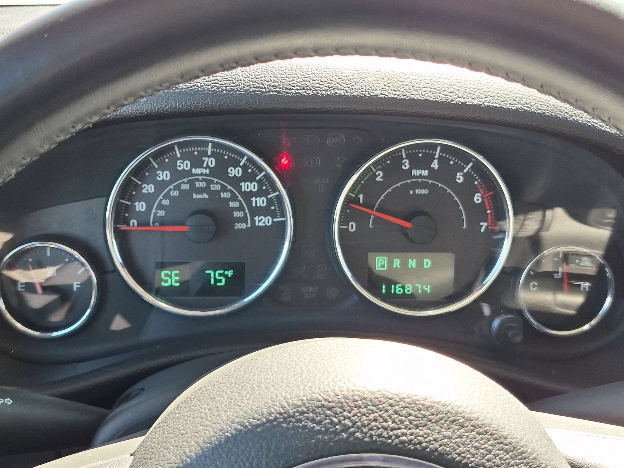 Used 2013 Billet Silver Metallic Jeep Sahara image 19