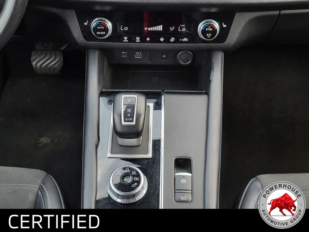 Used 2024  Mitsubishi SE image 23