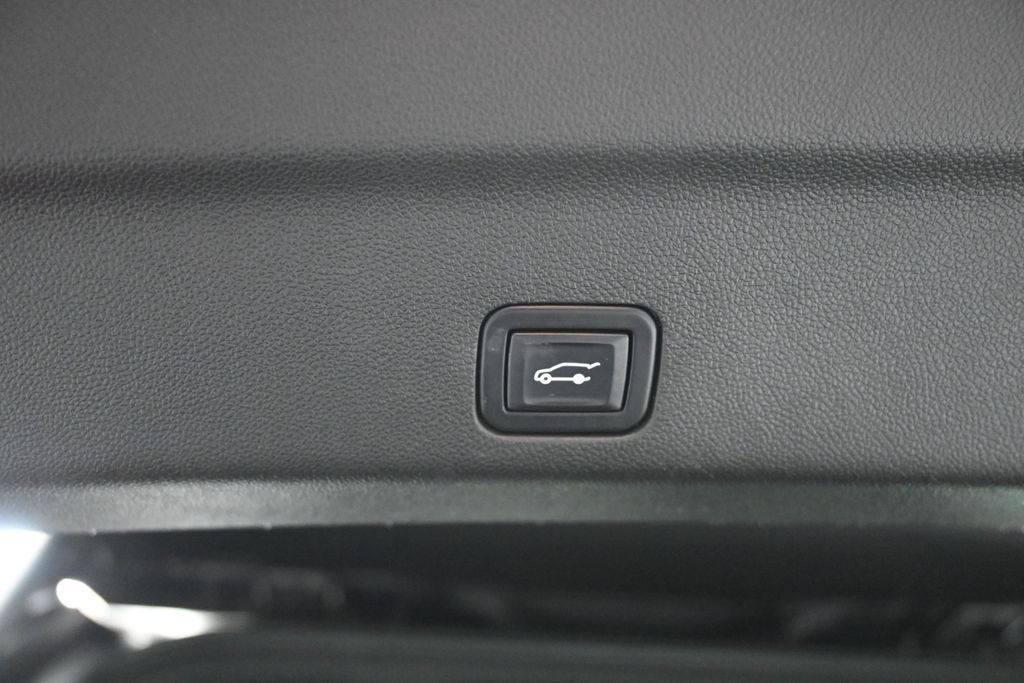 Used 2021 Gray Chevrolet RST image 25