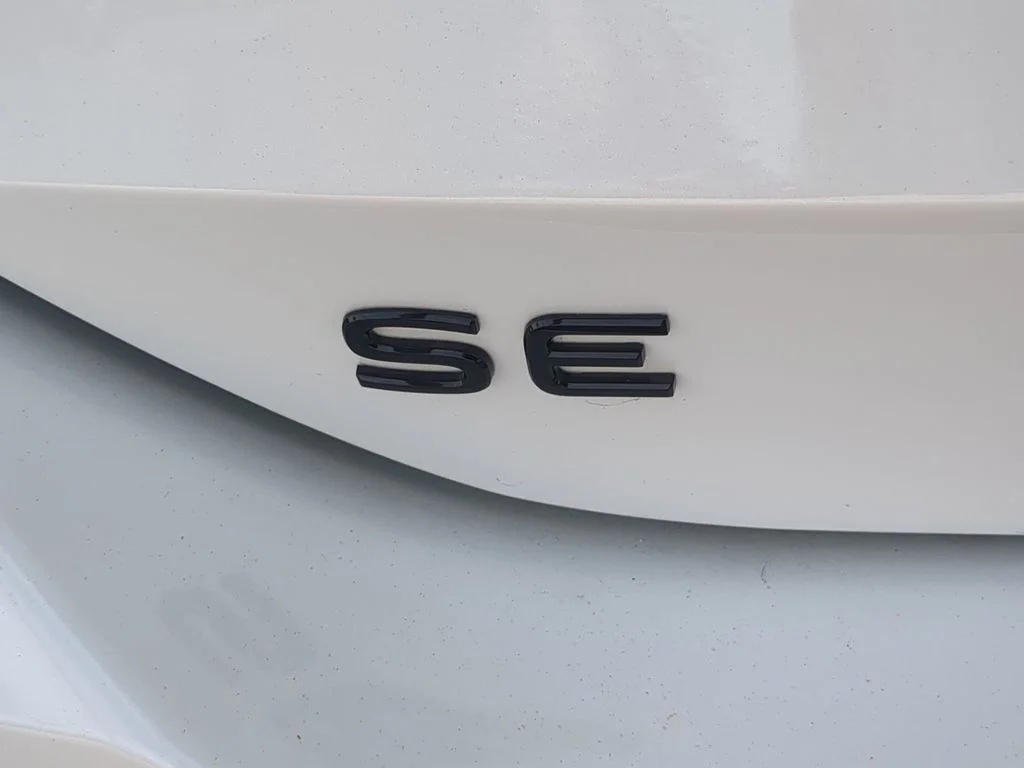 New 2026 White/off-white Volkswagen 2.0T SE R-Line Black image 11