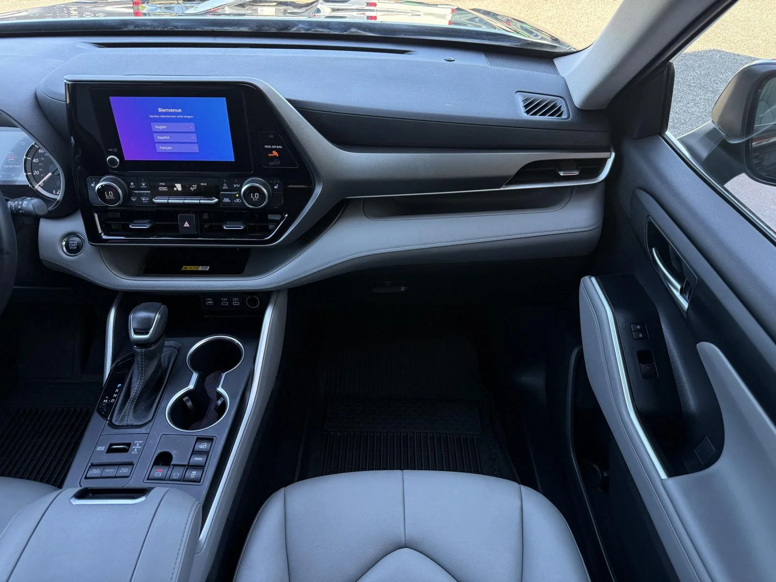 Used 2023 Midnight Black Metallic Toyota XLE image 16