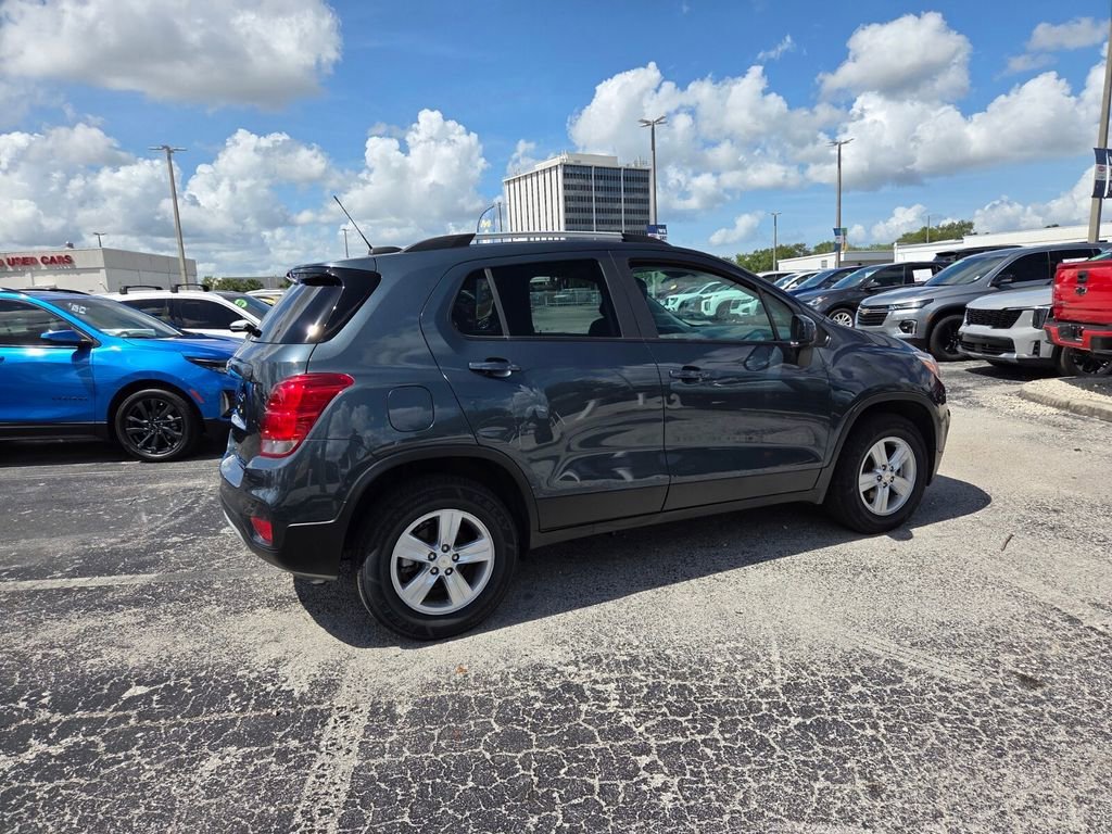 2022 Chevrolet Trax LT - Photo 13