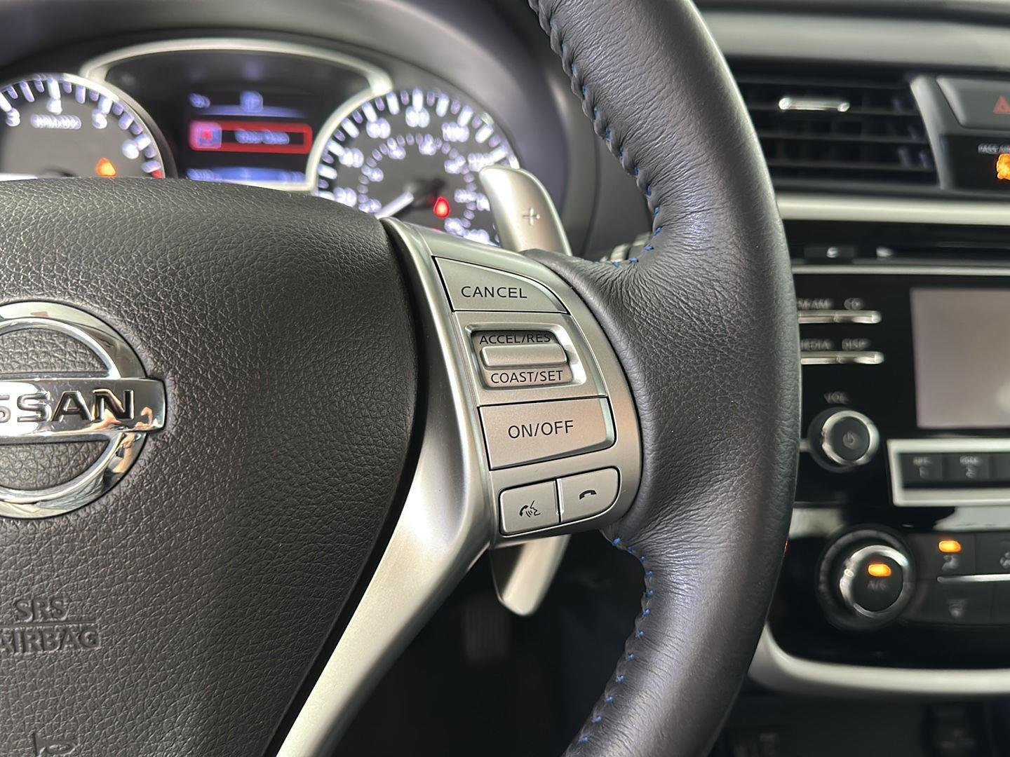Used 2018 Deep Blue Pearl Nissan 2.5 SR image 18