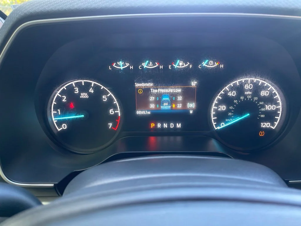 Used 2023 Black Ford XLT image 18
