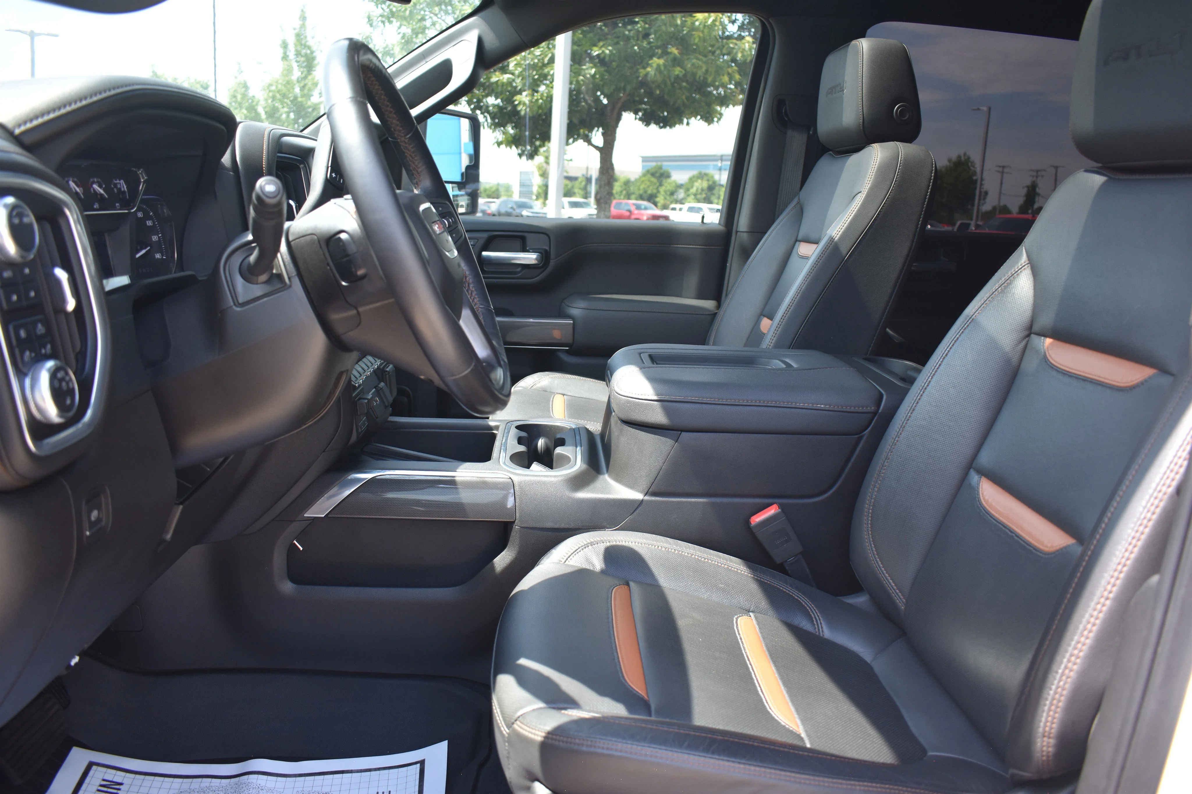 2022 GMC Sierra 2500HD AT4 - Photo 17