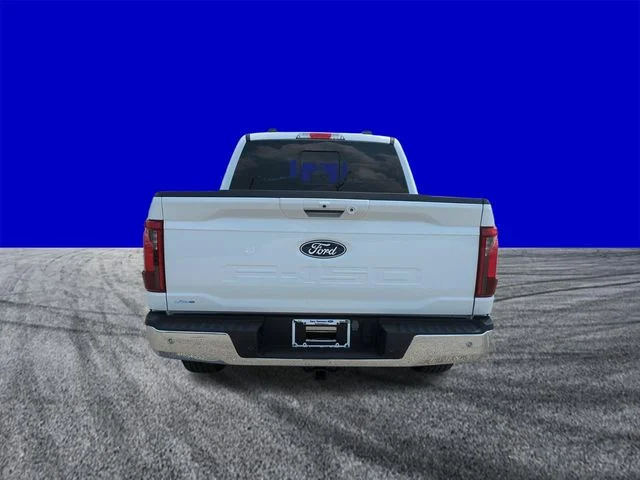 Certified Used 2024 Oxford White Ford XLT image 5