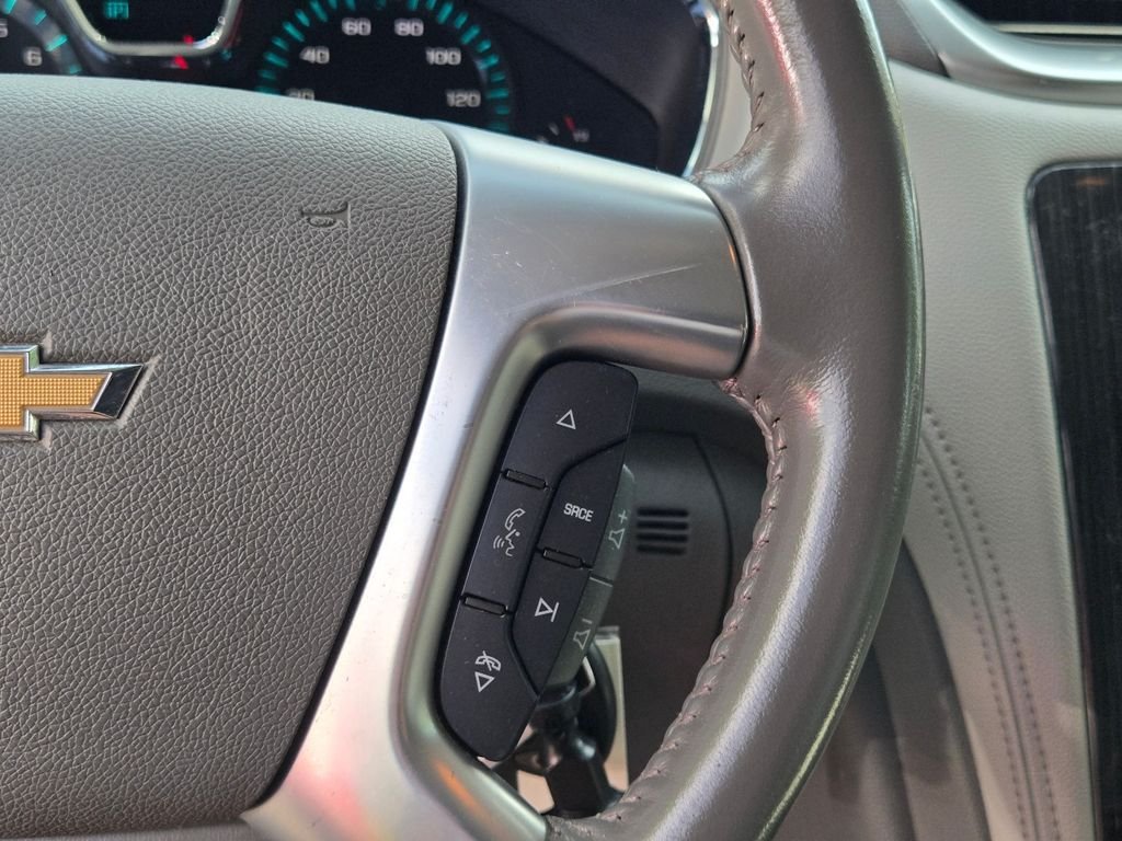 Used 2017 Red Chevrolet 2LT image 27