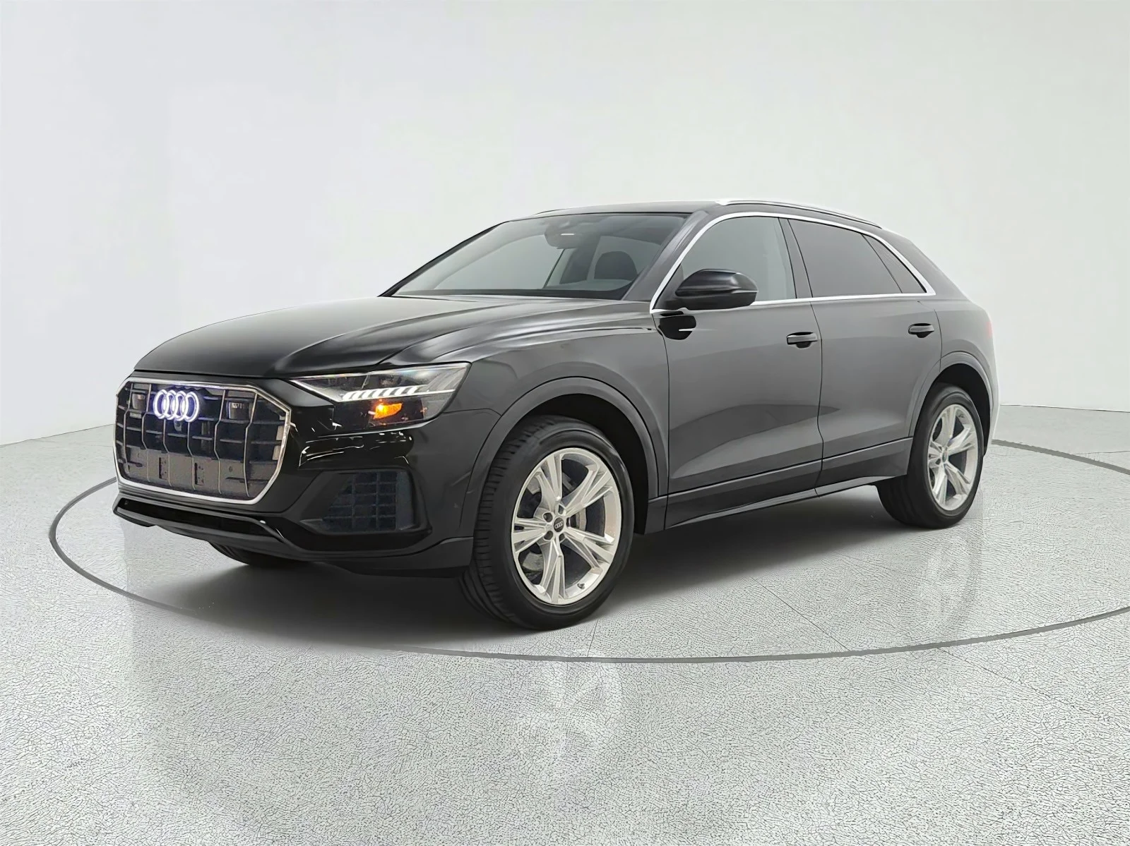 2023 Audi Q8