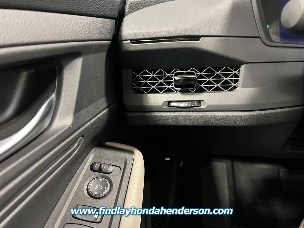 2025 Honda Accord LX - Photo 17