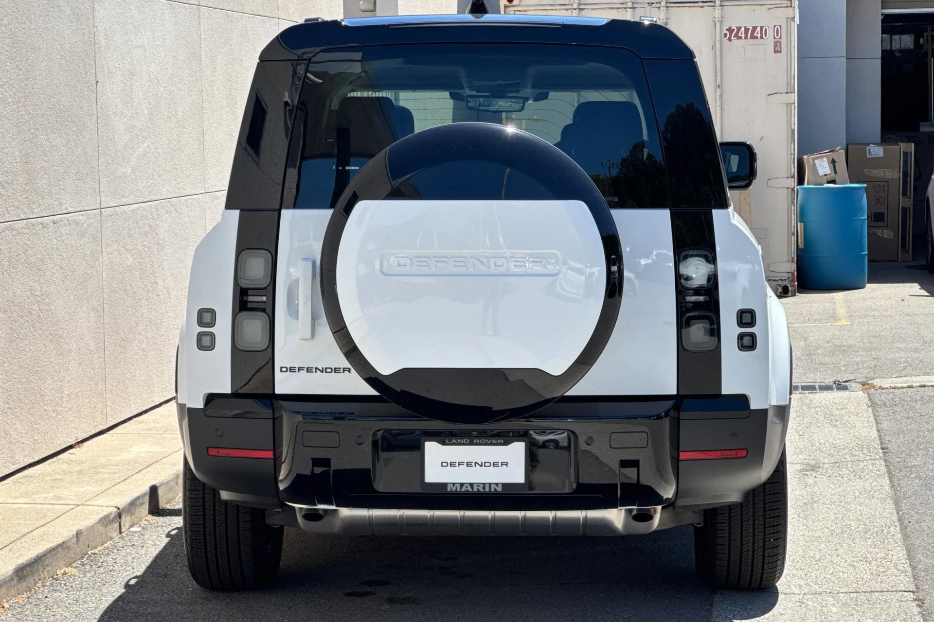 New 2026 Fuji White Land Rover S image 7