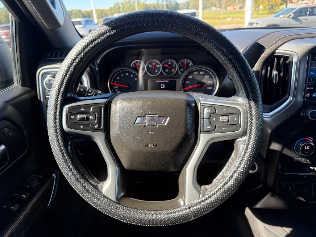 Used 2020 Gray Chevrolet LT Trail Boss image 8