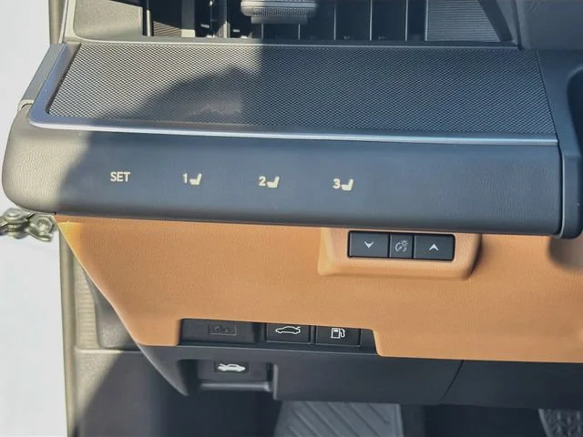 New 2026 Wavelength Lexus PREMIUM PLUS AWD image 35