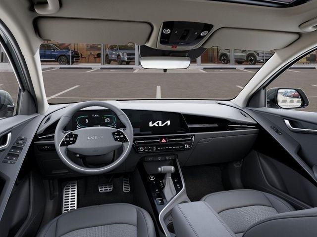 2025 Kia Niro EX Touring - Photo 15