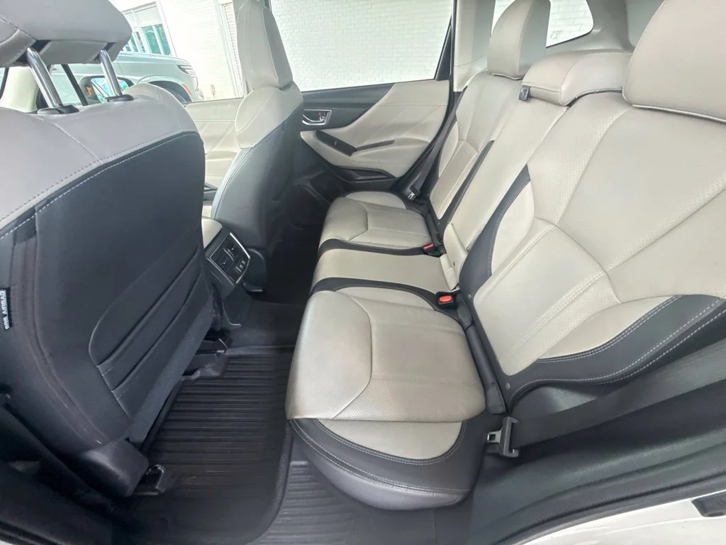 Used 2020 Crystal White Pearl Subaru Limited image 43