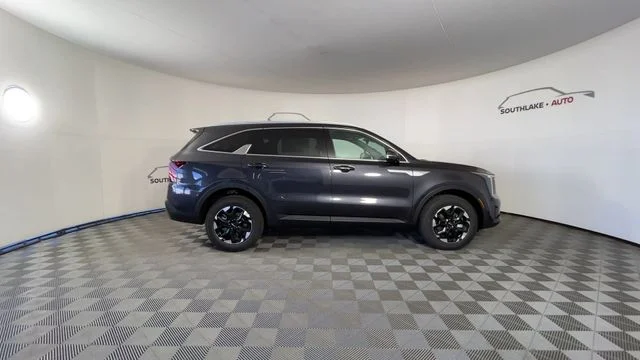 2026 Kia Sorento S - Photo 9
