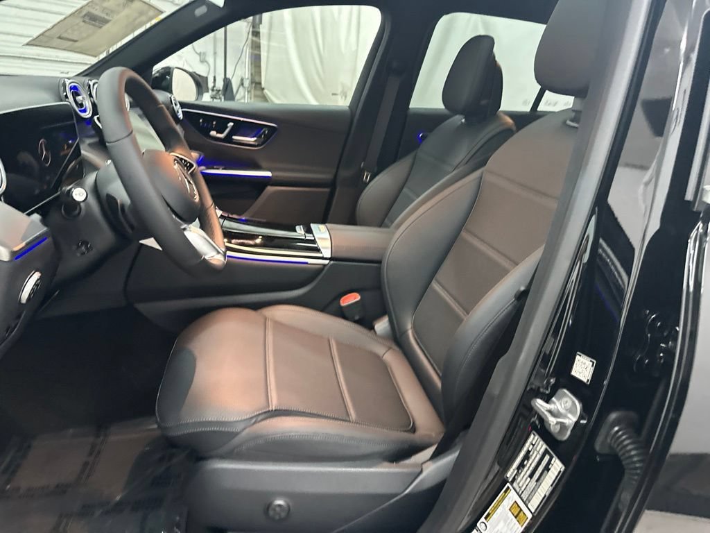 New 2026 Black Mercedes-Benz GLC 300 image 51