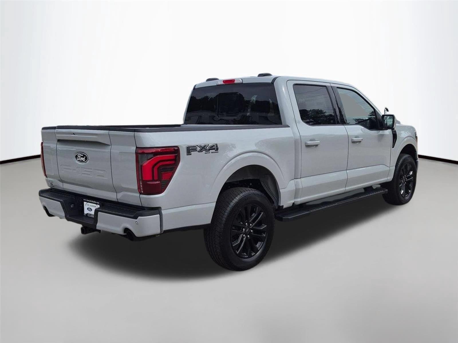 New 2026 Avalanche Ford Lariat® image 5