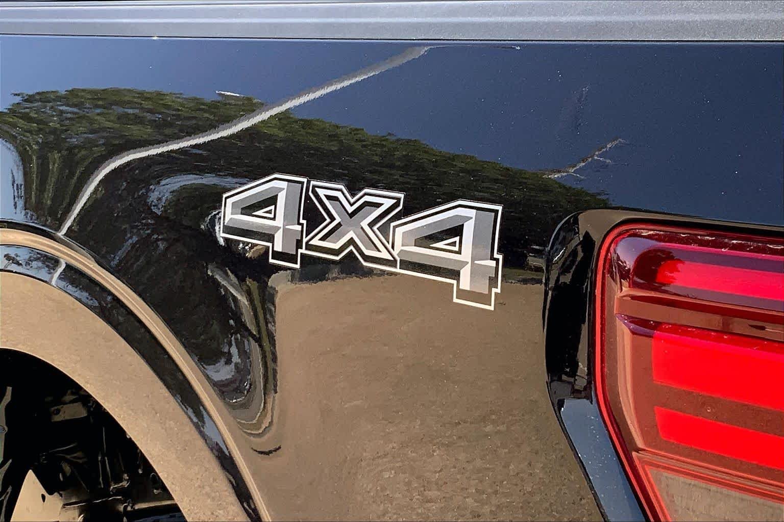 New 2026 Agate Black Metallic Ford Lariat® image 15