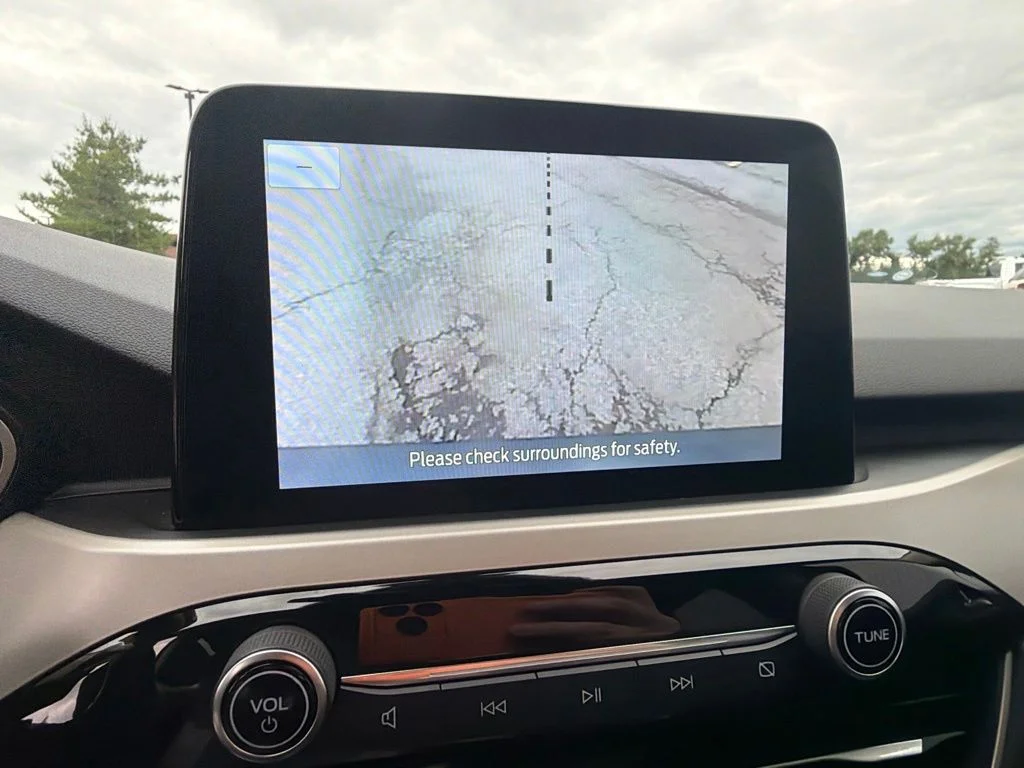 Used 2020 White Ford SEL image 20