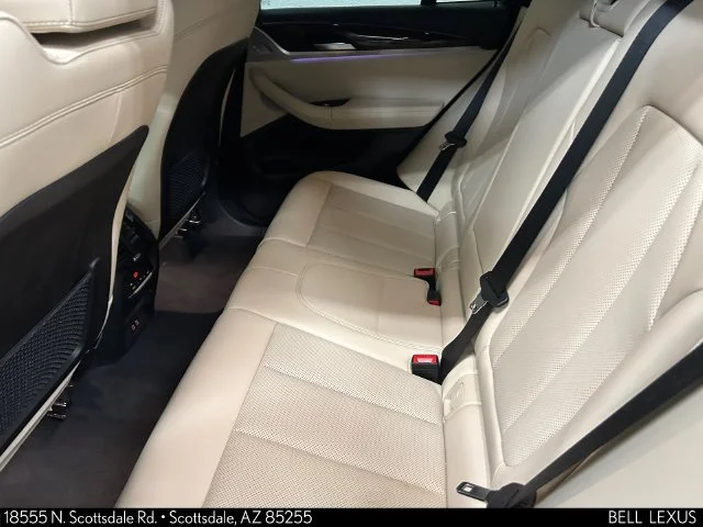 Used 2023 Black BMW xDrive30i image 14