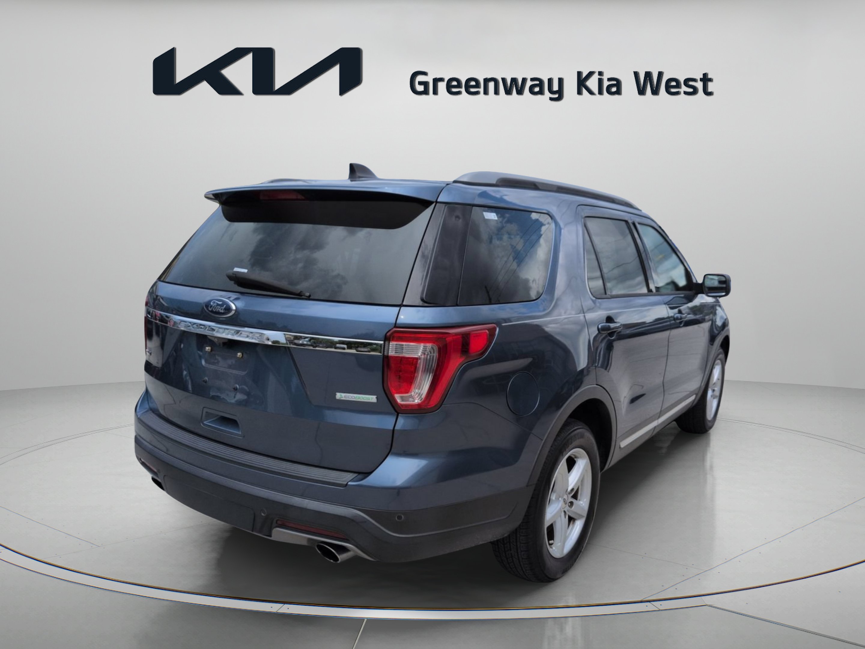Used 2018 Blue Metallic Ford XLT image 7