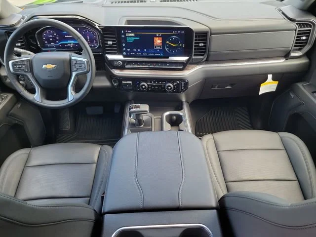 2025 Chevrolet Silverado 1500 LTZ - Photo 18