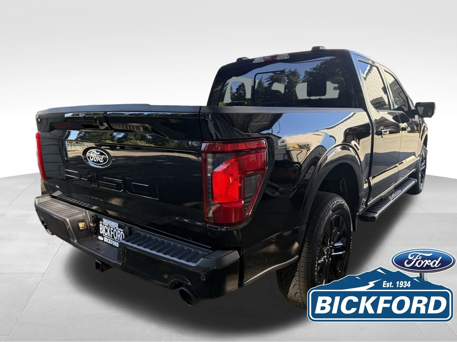 New 2026 Black Ford XLT image 5