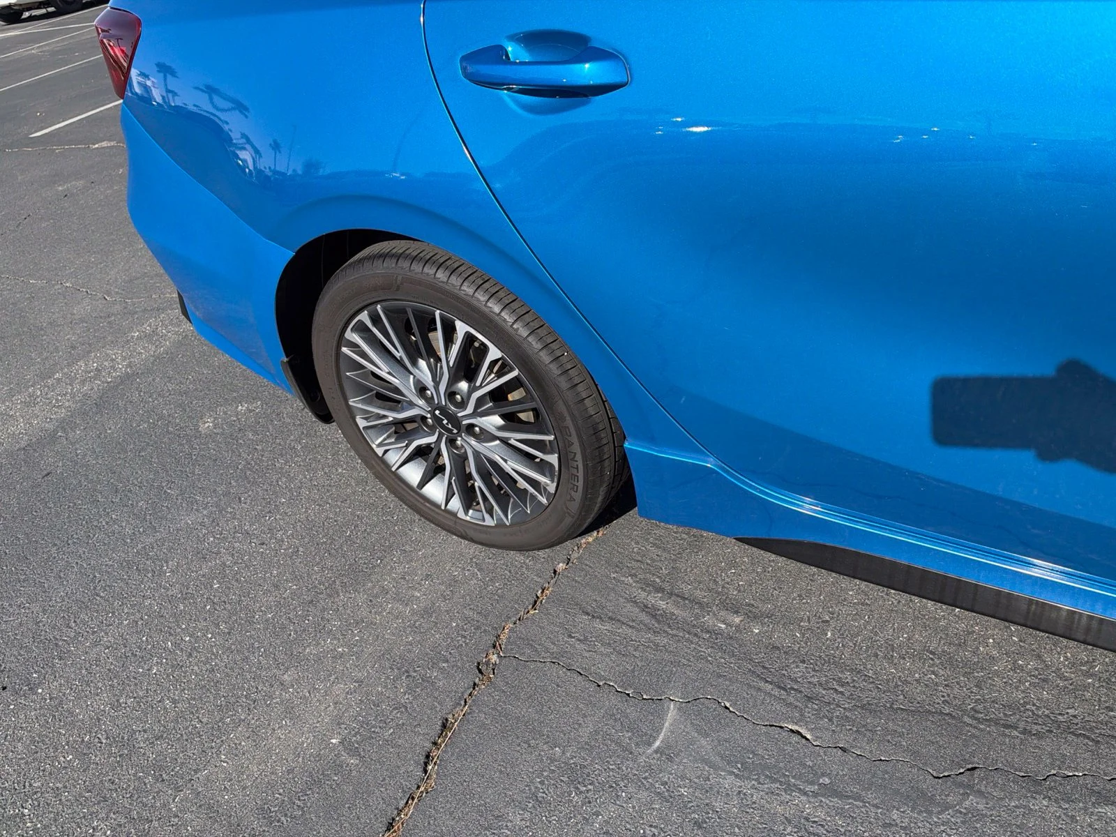 Used 2023 Sporty Blue Kia GT-Line image 25