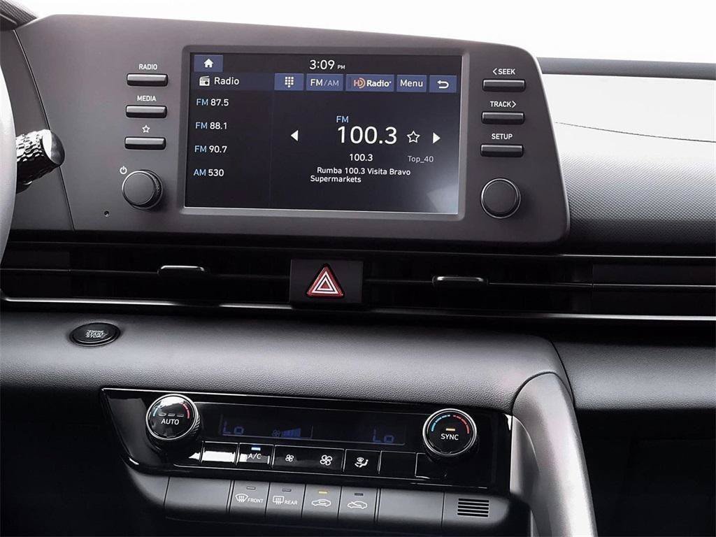 Used 2026 Silver Hyundai SEL Sport image 19