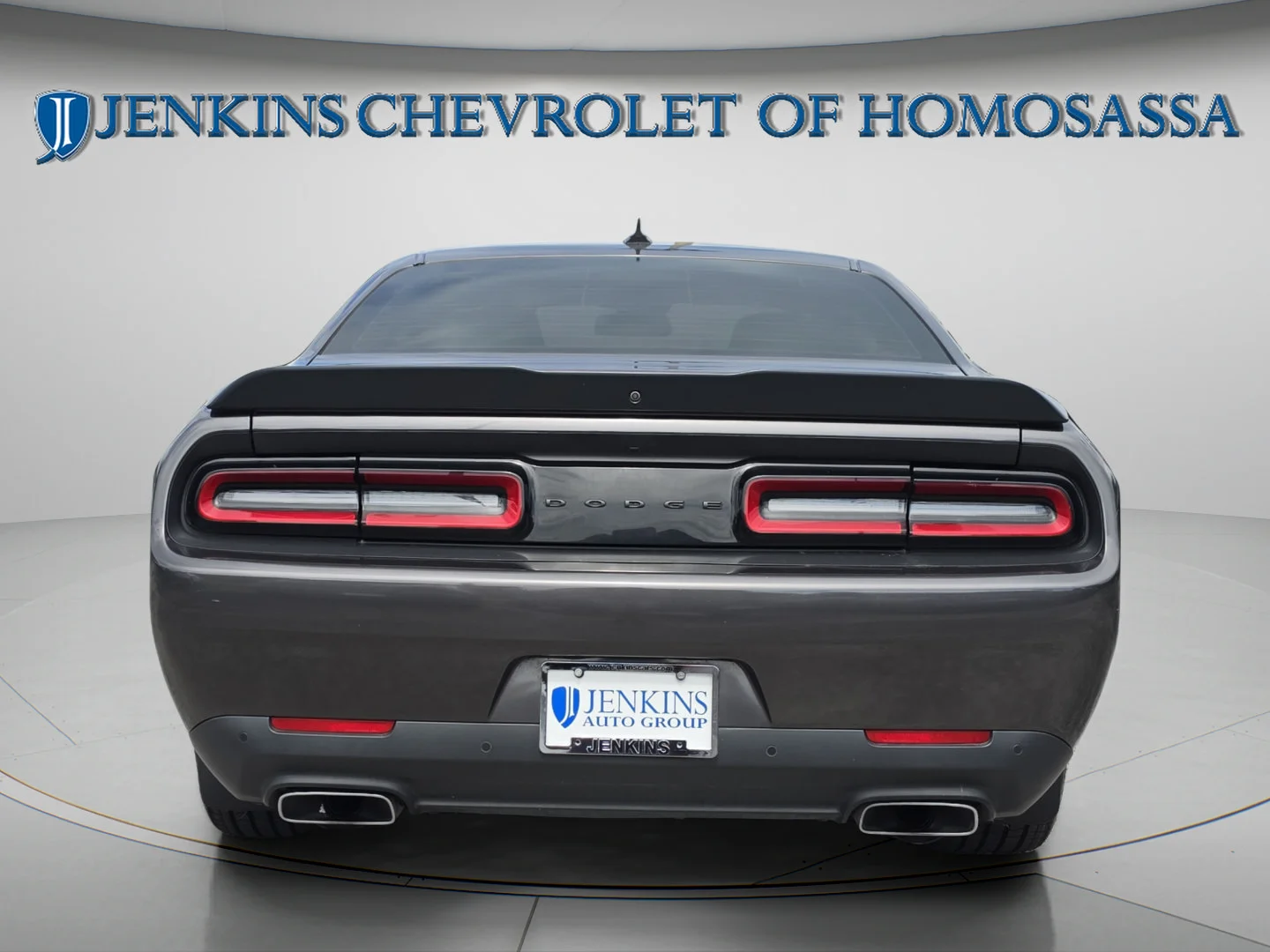 Used 2023 Granite Pearlcoat Dodge R/T image 6