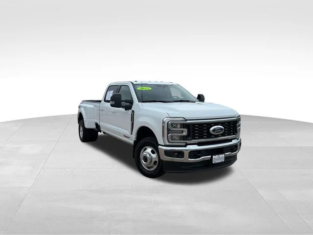 Used 2025 White Ford XL image 8