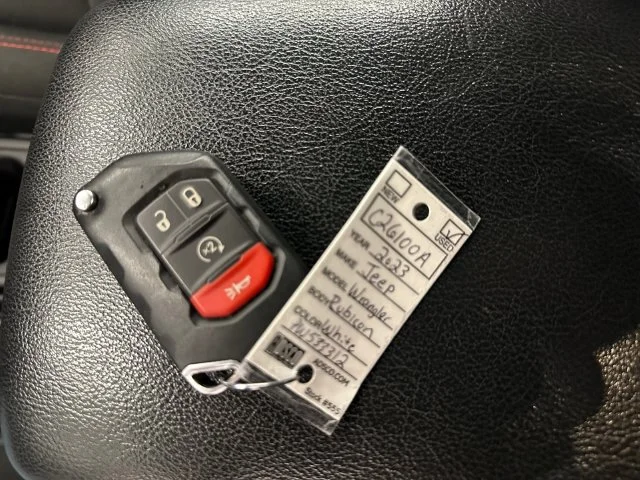 Used 2023 White Jeep Rubicon image 37