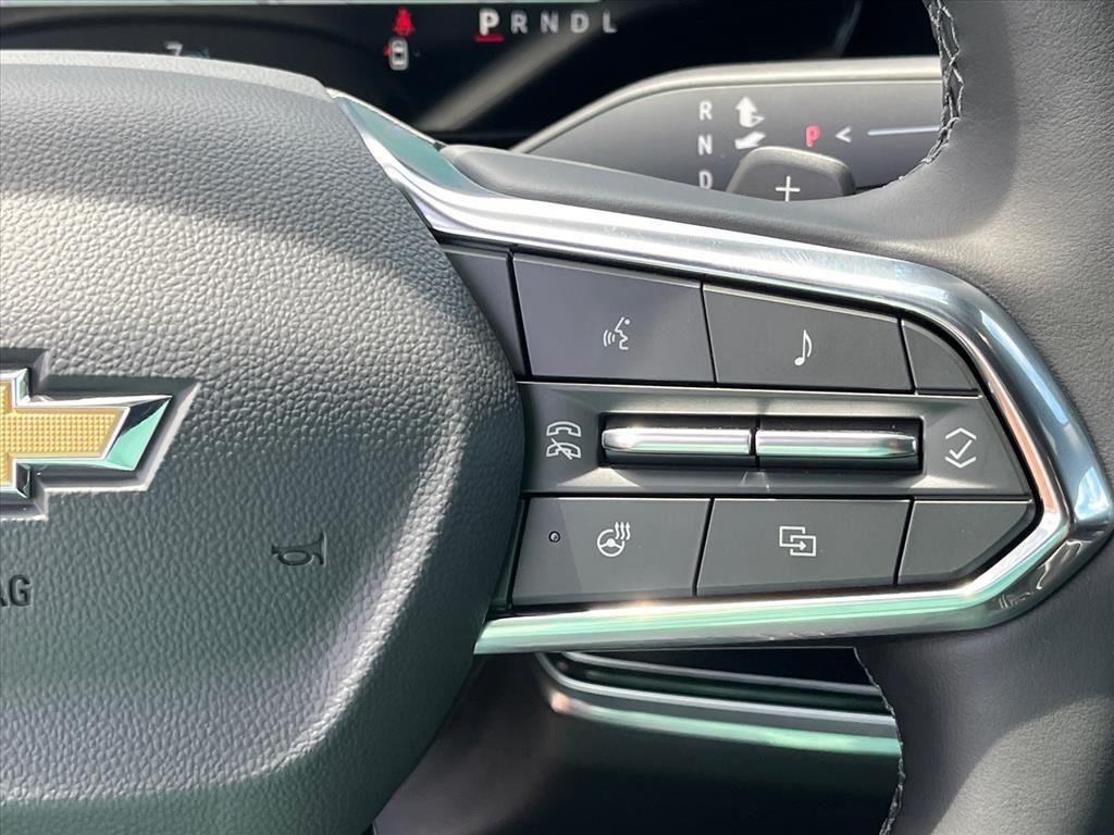 New 2026 Mosaic Black Metallic Chevrolet LT image 22