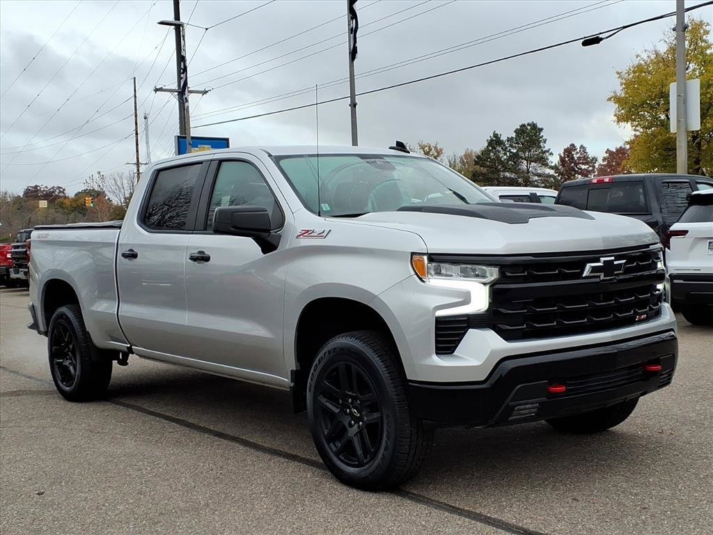 2022 Chevrolet Silverado 1500 LT Trail Boss photo 3