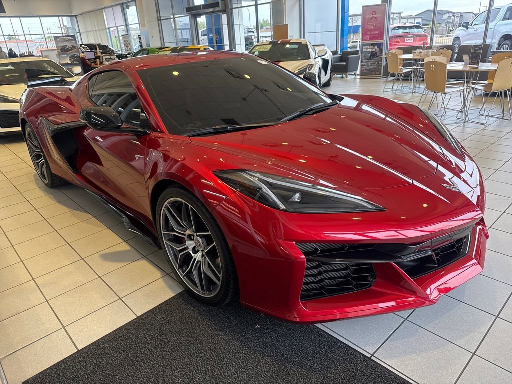 Used 2023 Red Mist Metallic Tintcoat Chevrolet 2LZ image 6